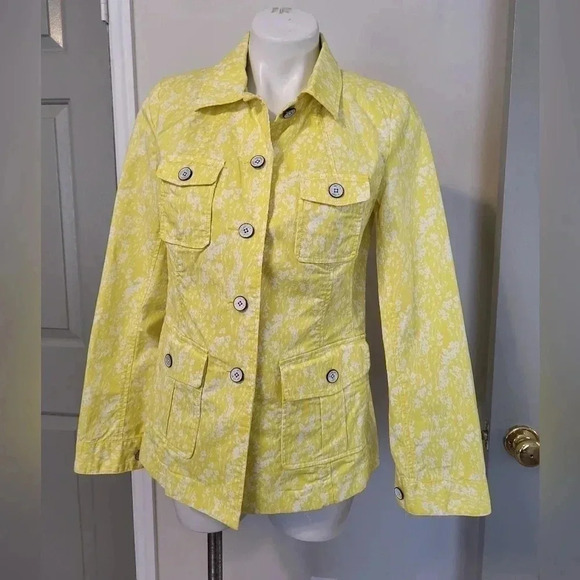 CABI Field of Daisies Yellow Floral Button Down Field Jacket Blazer(S) - Picture 4 of 9